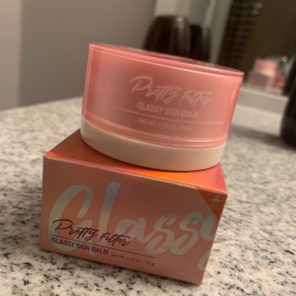 Pretty Filter Glassy Skin Balm